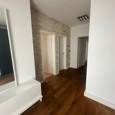 Hotel apartamentowy Penthouse 4*