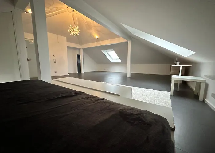 Penthouse 4*
