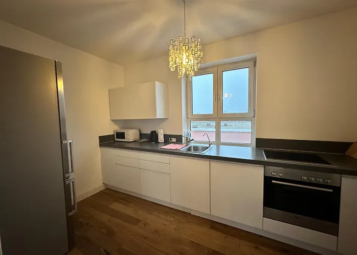 Penthouse 4*
